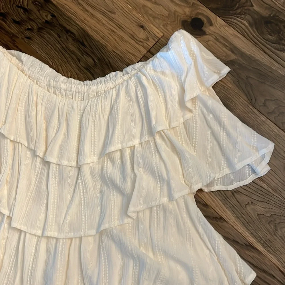Express Cream Ruffle Off-Shoulder Romper - Picture 13 of 17